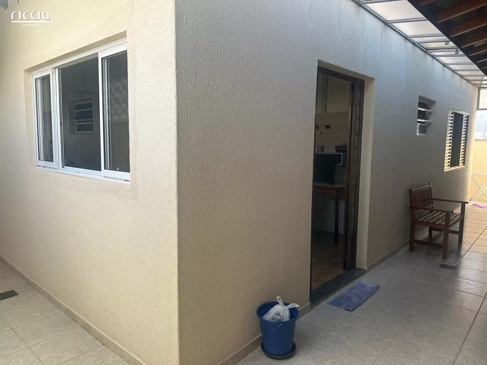 Casa, 3 quartos, 210 m² - Foto 4