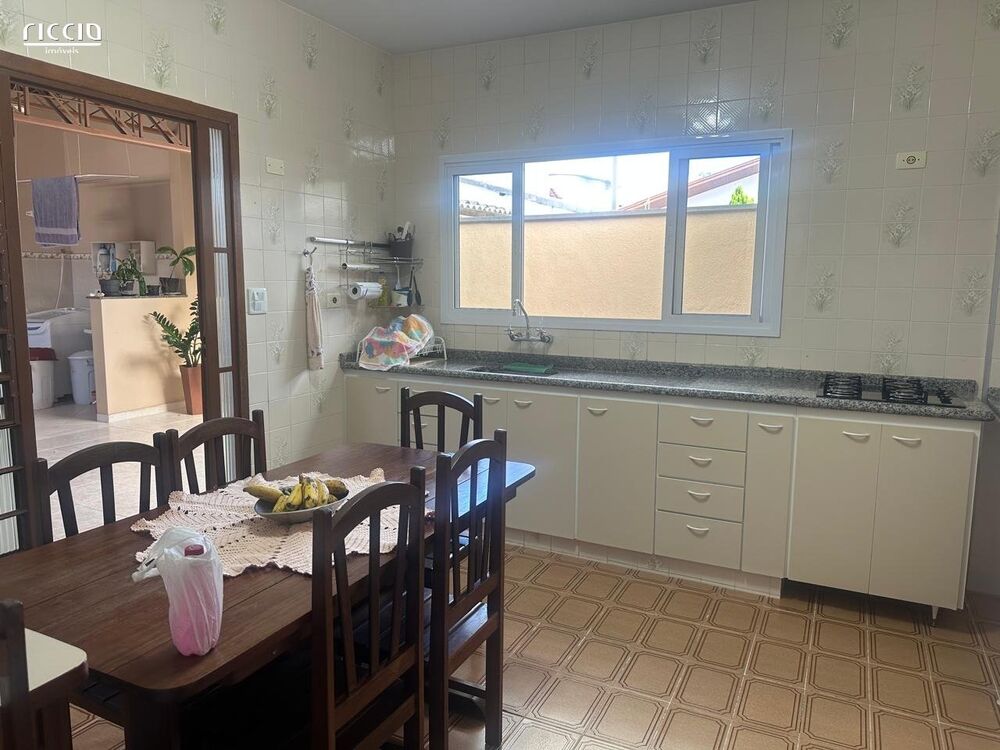 Casa, 3 quartos, 210 m² - Foto 26