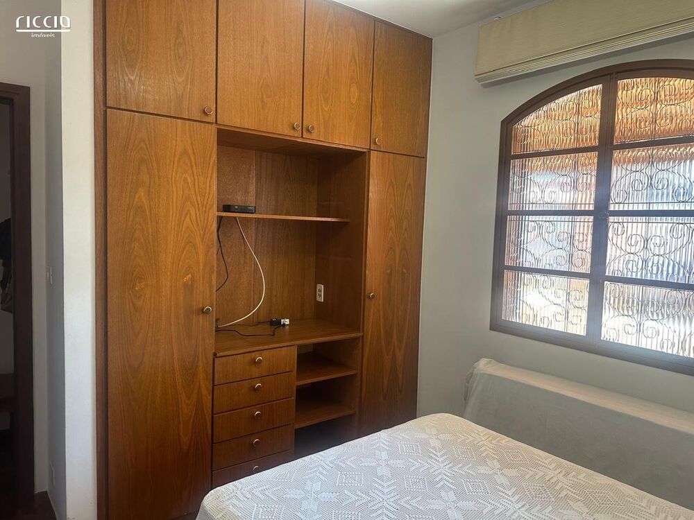 Casa, 3 quartos, 210 m² - Foto 8