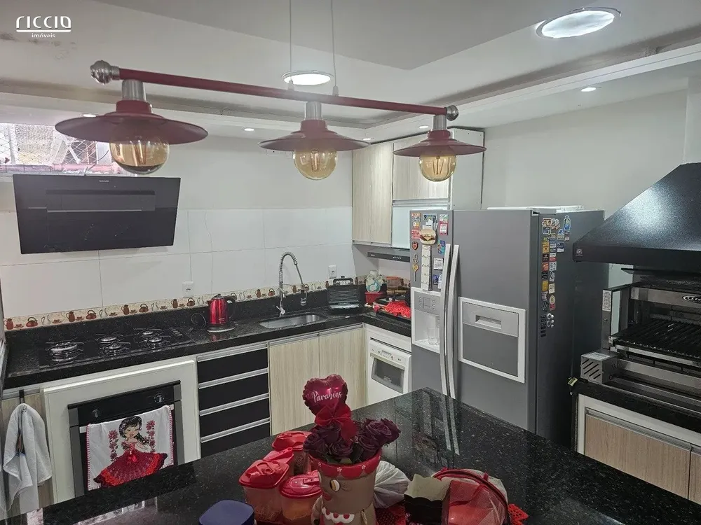 Casa, 3 quartos, 142 m² - Foto 3