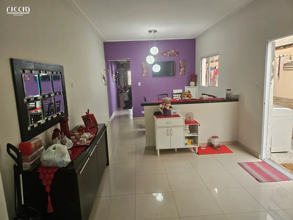 Casa, 3 quartos, 142 m² - Foto 1