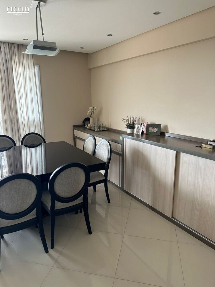 Apartamento à venda com 3 quartos, 122m² - Foto 4