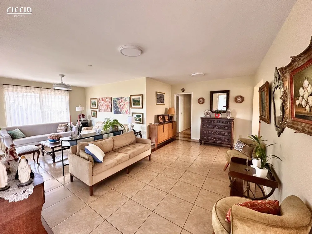 Casa, 4 quartos, 289 m² - Foto 3