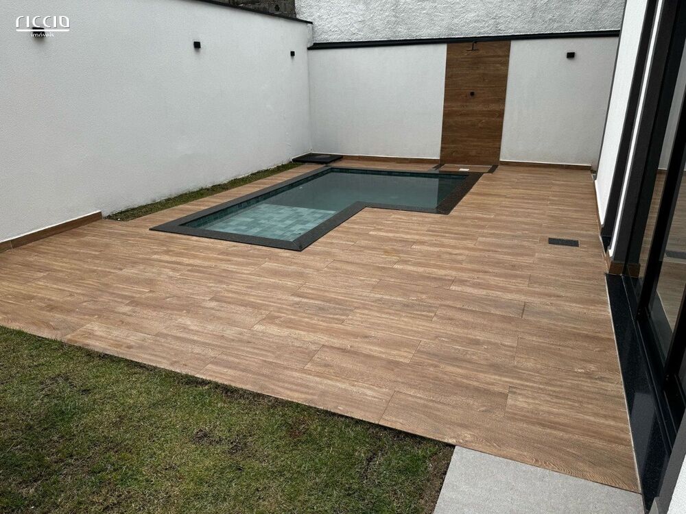 Casa de Condomínio, 4 quartos - Foto 1