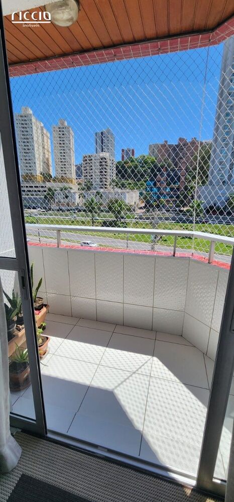 Apartamento à venda com 3 quartos, 120m² - Foto 4