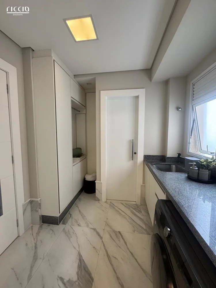 Cobertura, 4 quartos, 315 m² - Foto 4