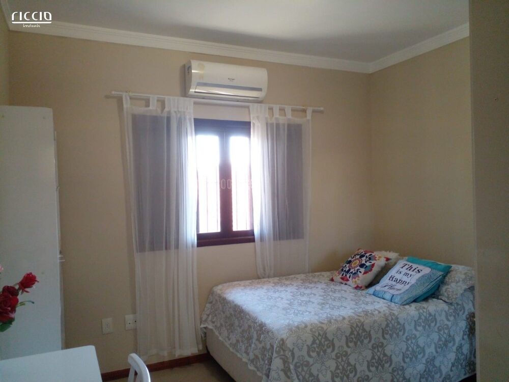 Casa, 4 quartos, 124 m² - Foto 2