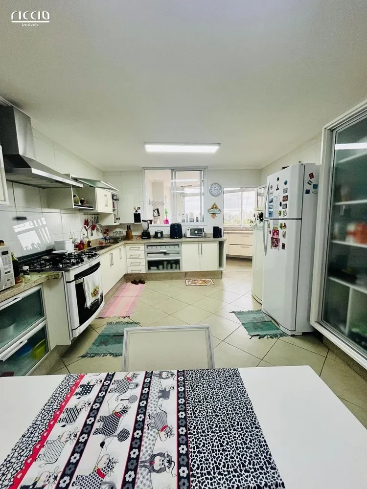 Apartamento, 3 quartos, 160 m² - Foto 2