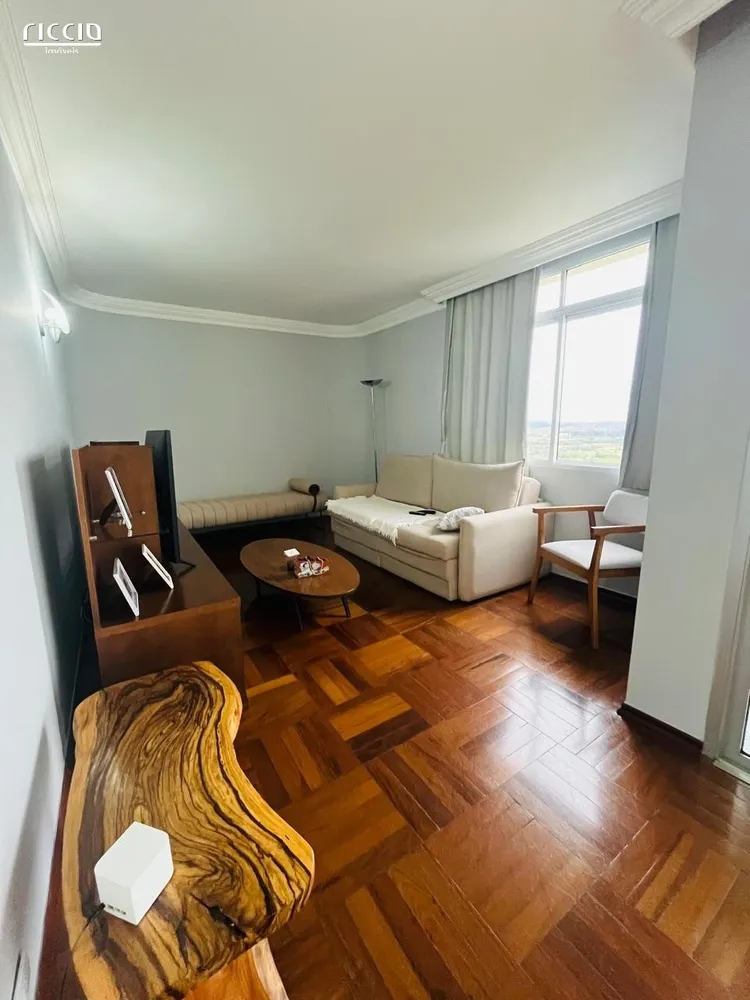 Apartamento, 3 quartos, 160 m² - Foto 1