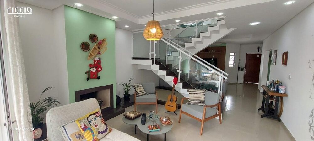 Casa de Condomínio à venda com 3 quartos, 264m² - Foto 5