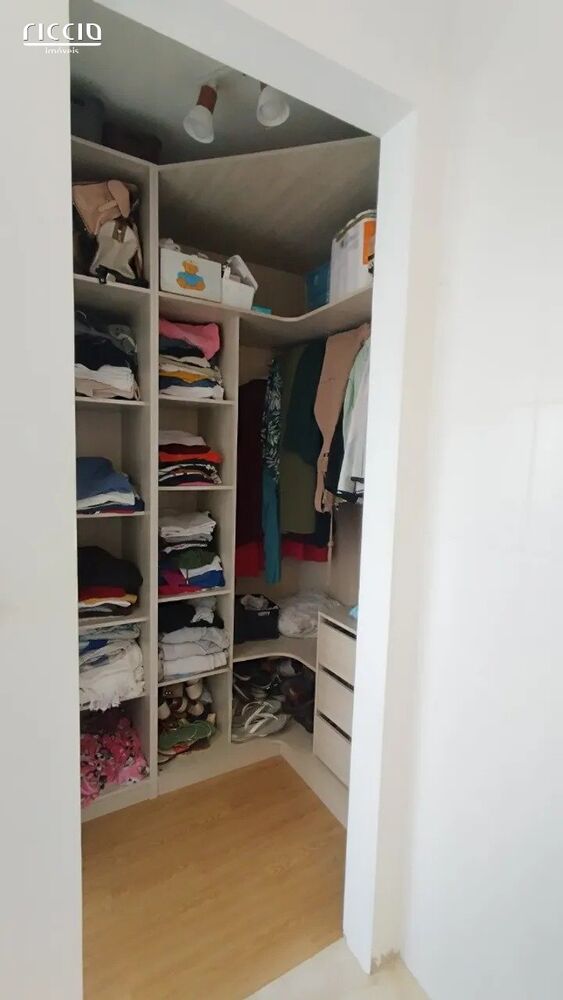 Apartamento à venda com 2 quartos, 64m² - Foto 4