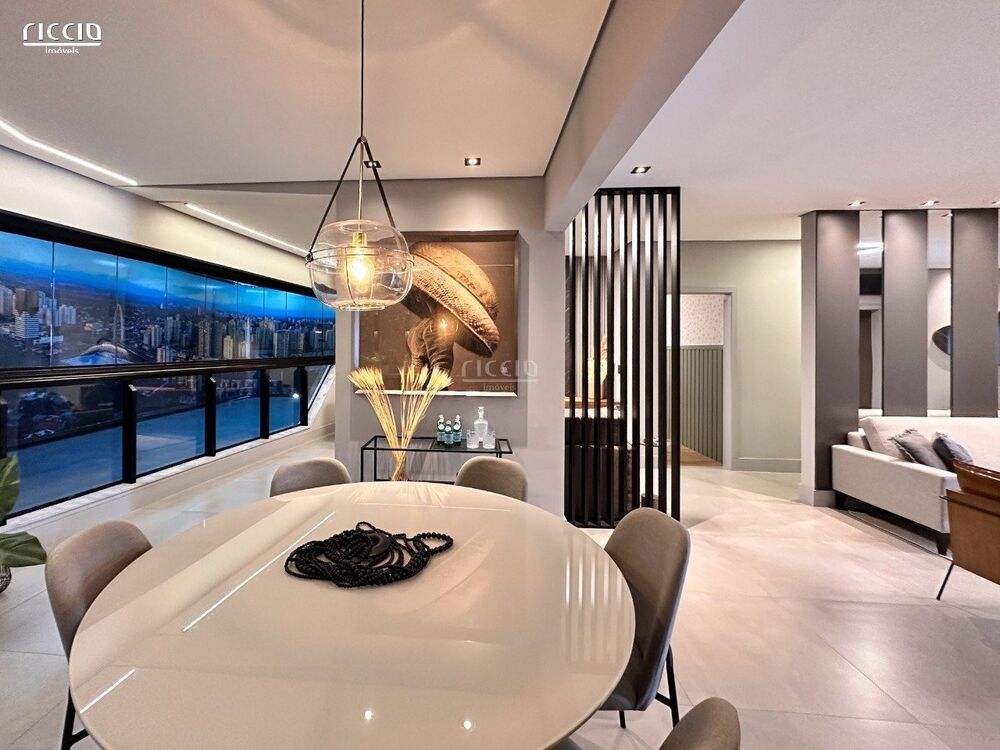 Apartamento, 3 quartos, 149 m² - Foto 2