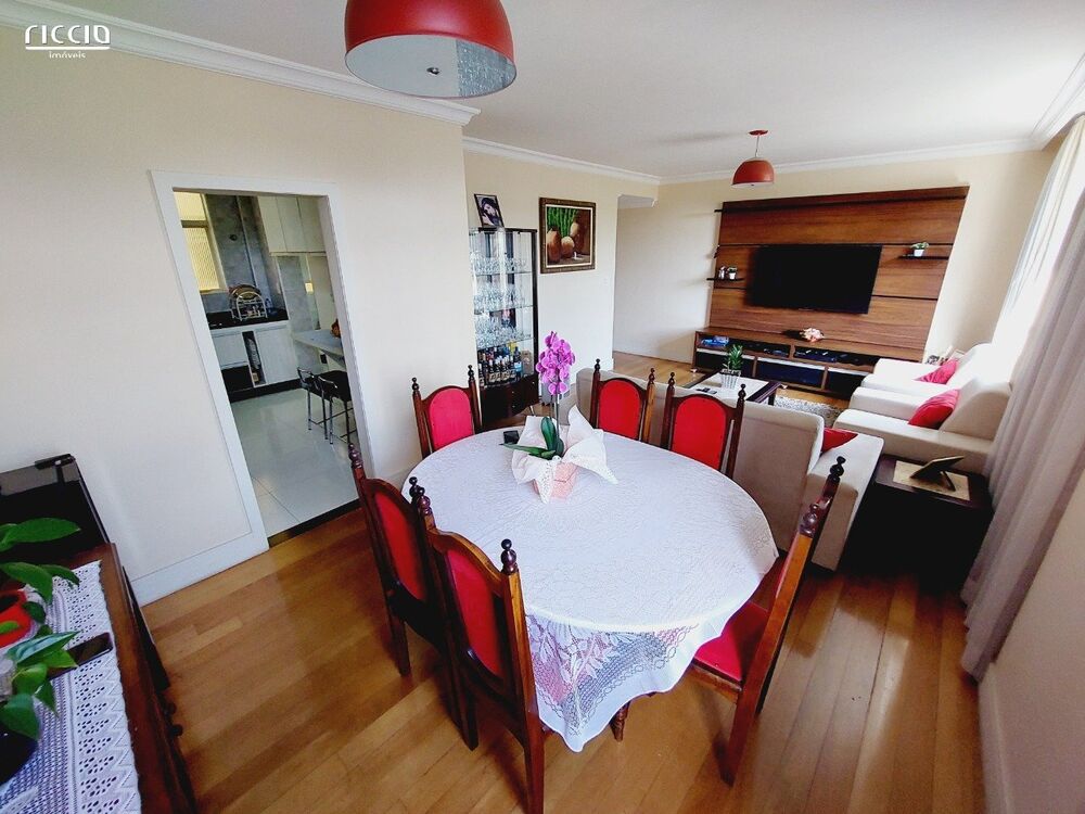 Apartamento à venda com 3 quartos, 125m² - Foto 2