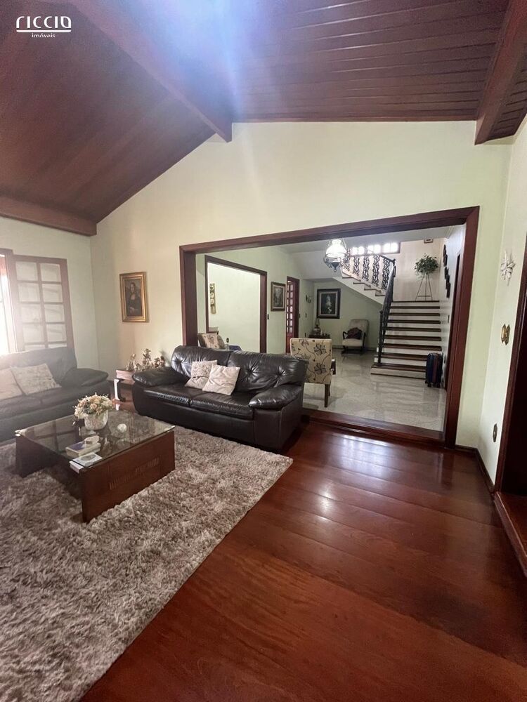Casa de Condomínio à venda com 5 quartos, 575m² - Foto 3