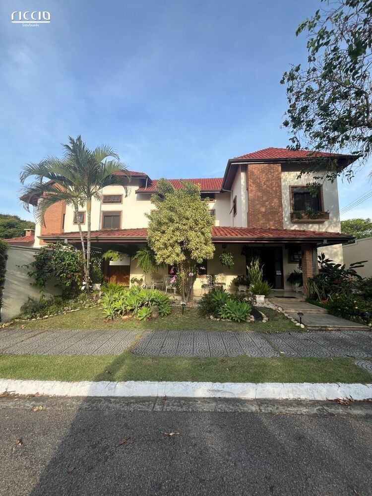Casa de Condomínio à venda com 5 quartos, 575m² - Foto 1