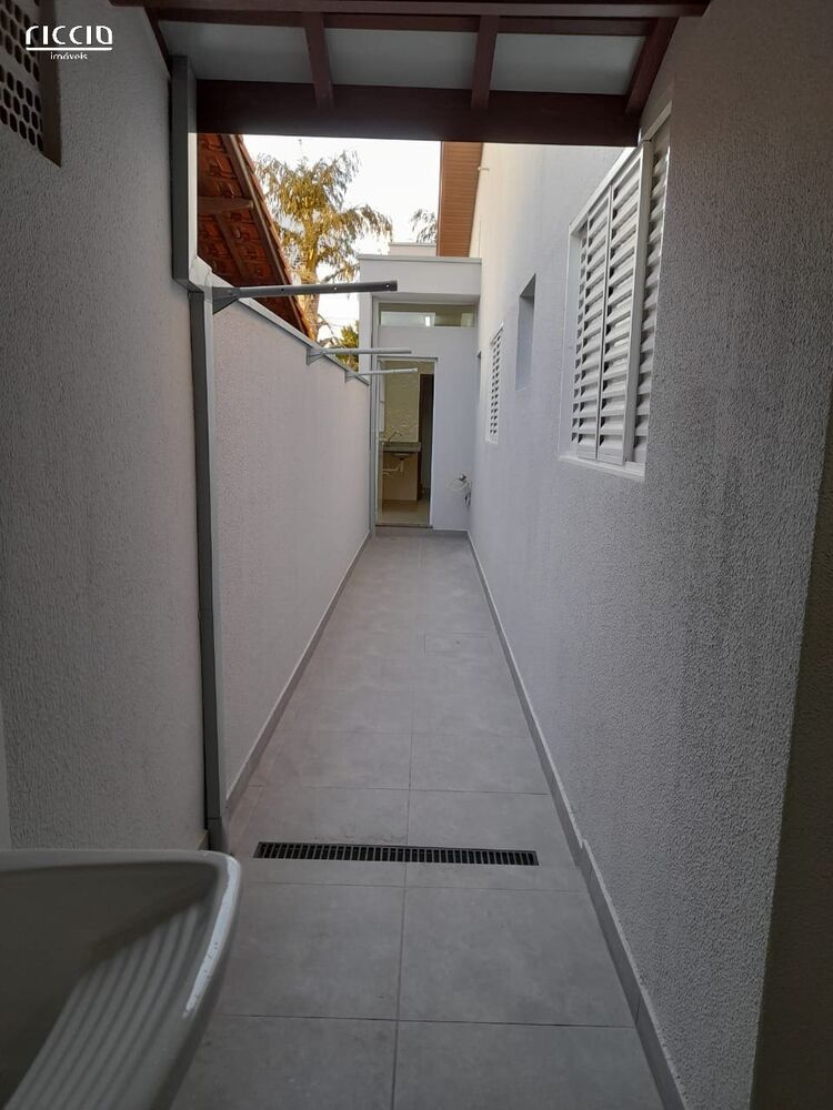 Casa à venda com 2 quartos, 100m² - Foto 7