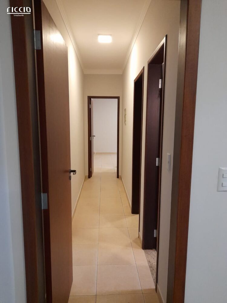 Casa à venda com 2 quartos, 100m² - Foto 3