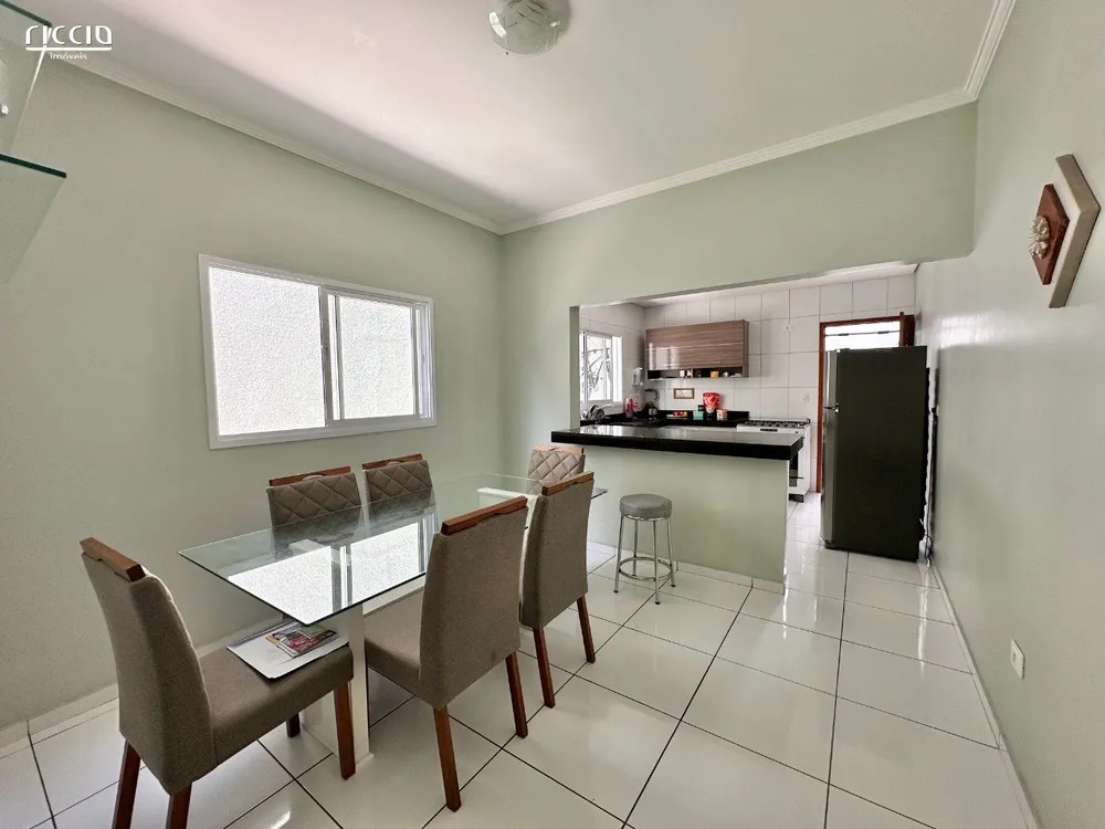 Casa, 3 quartos, 155 m² - Foto 2