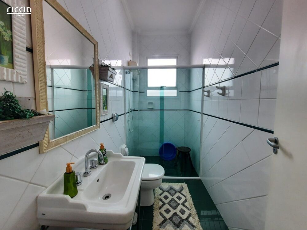 Casa à venda com 4 quartos, 250m² - Foto 5