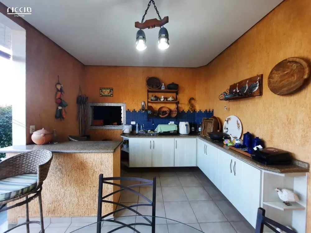 Casa, 4 quartos, 250 m² - Foto 13