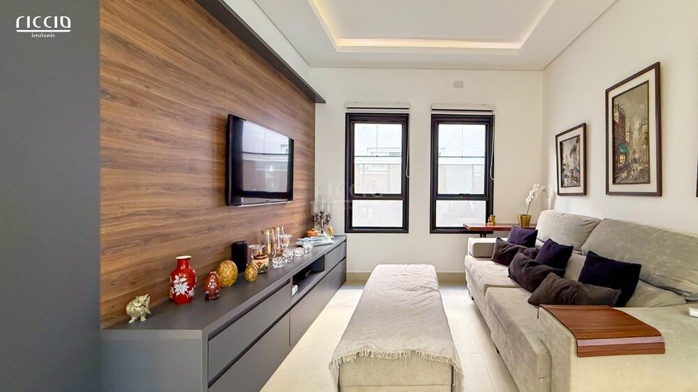 Casa de Condomínio à venda com 4 quartos, 250m² - Foto 3