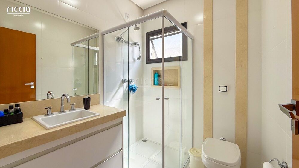 Casa de Condomínio à venda com 4 quartos, 250m² - Foto 21