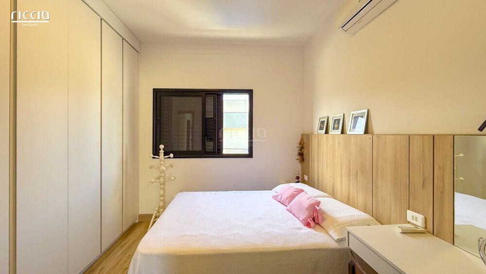 Casa de Condomínio à venda com 4 quartos, 250m² - Foto 19