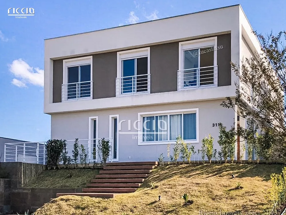 Casa de Condomínio à venda com 4 quartos, 405m² - Foto 1