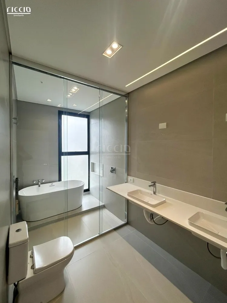 Casa de Condomínio, 4 quartos - Foto 1