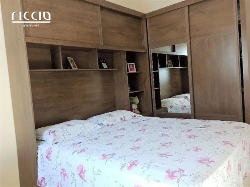 Casa à venda com 2 quartos, 83m² - Foto 5