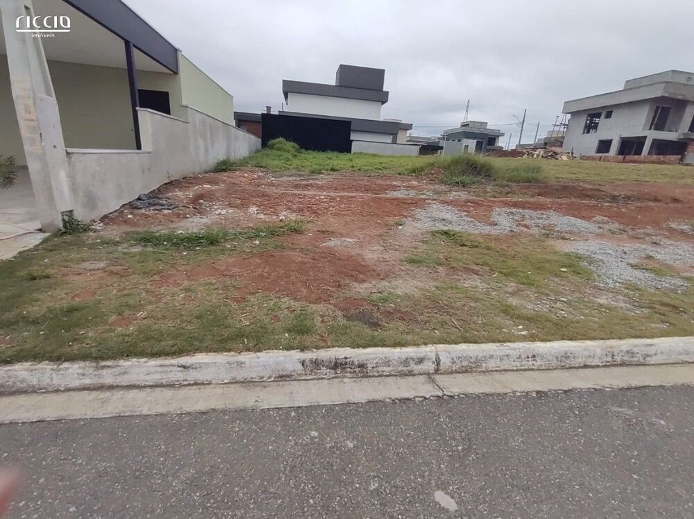 Terreno à venda, 252m² - Foto 1