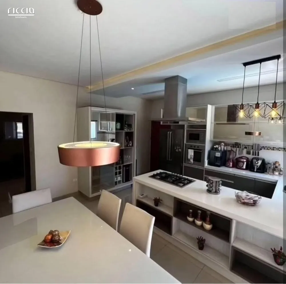 Casa, 3 quartos, 137 m² - Foto 2