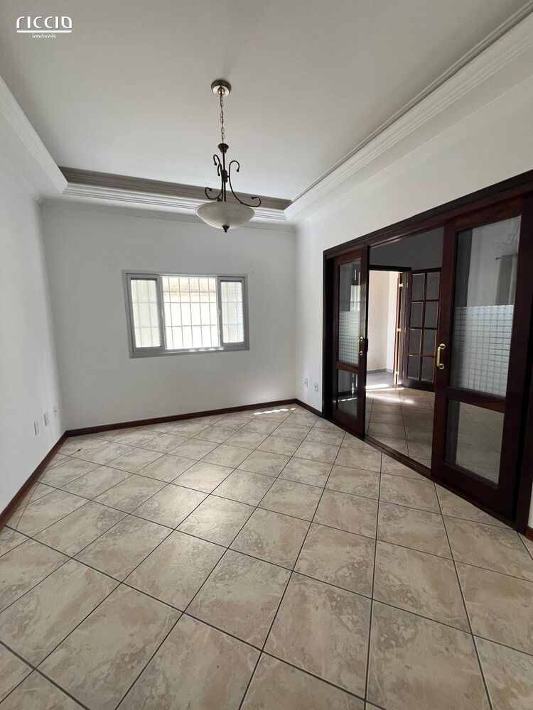 Casa de Condomínio à venda com 5 quartos, 252m² - Foto 10