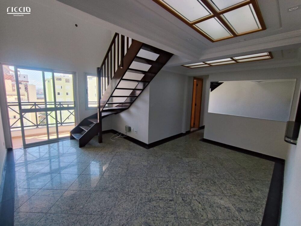 Cobertura à venda com 3 quartos, 210m² - Foto 11