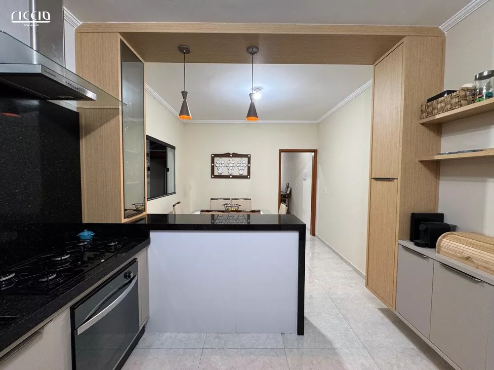 Casa, 3 quartos, 165 m² - Foto 2