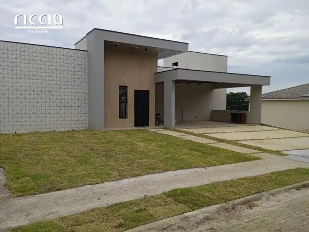 Casa de Condomínio à venda com 4 quartos, 300m² - Foto 1