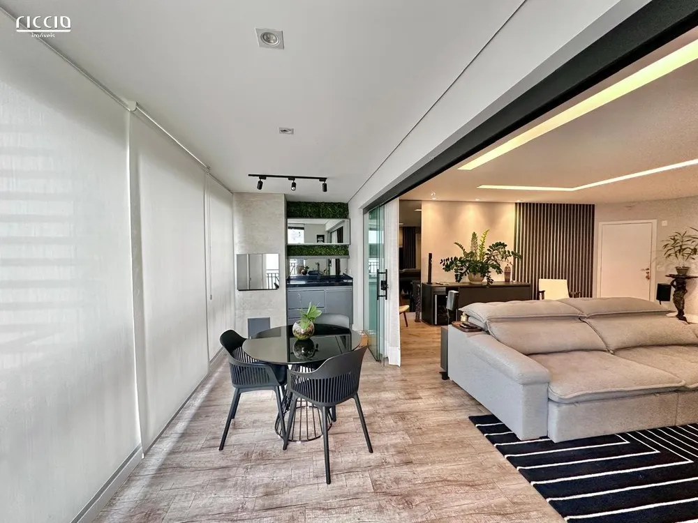 Apartamento, 3 quartos, 157 m² - Foto 2