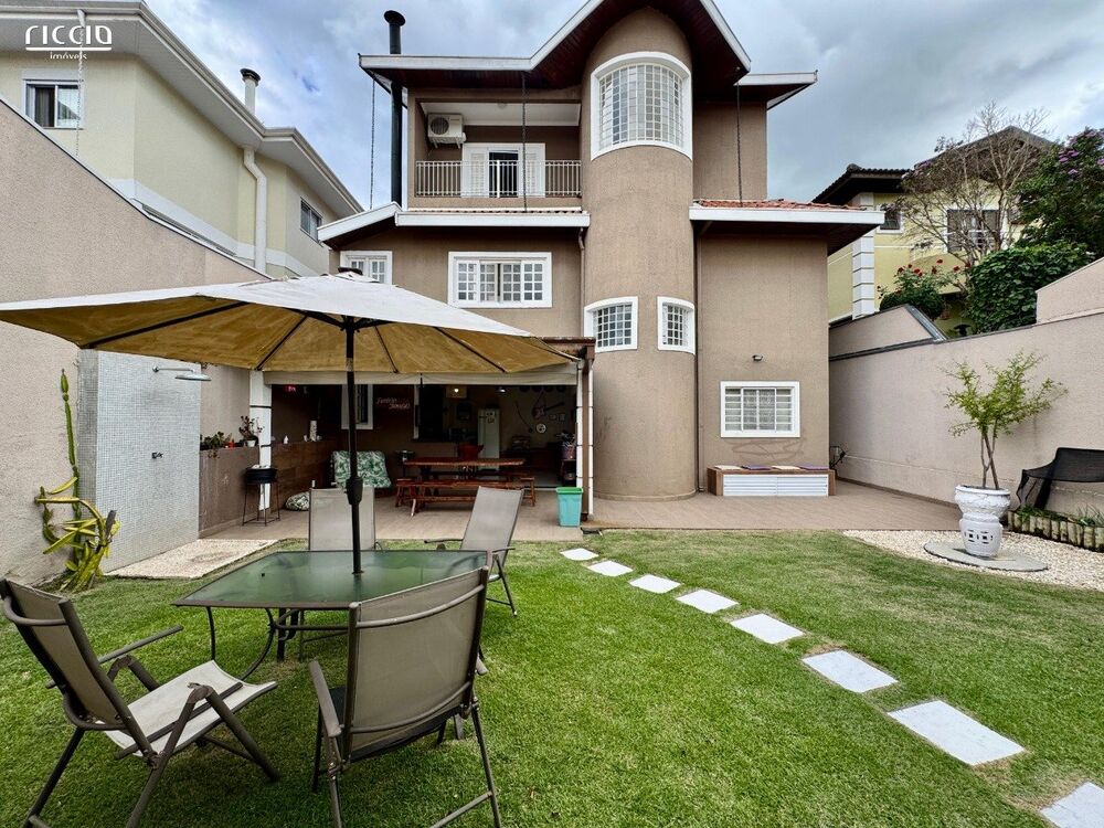 Casa de Condomínio à venda com 5 quartos, 200m² - Foto 24
