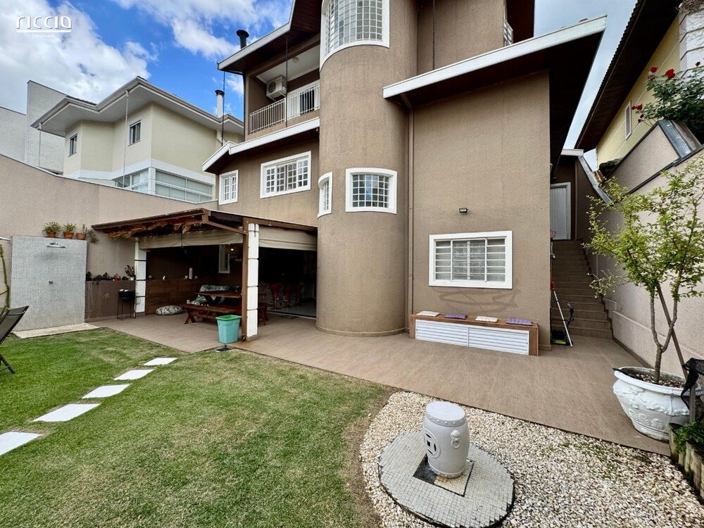 Casa de Condomínio à venda com 5 quartos, 200m² - Foto 25