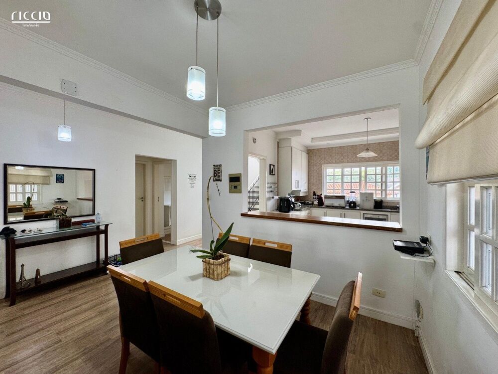 Casa de Condomínio à venda com 5 quartos, 200m² - Foto 7