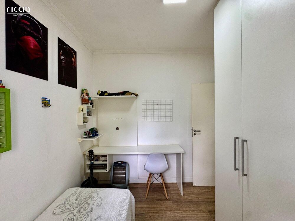 Casa de Condomínio à venda com 5 quartos, 200m² - Foto 11