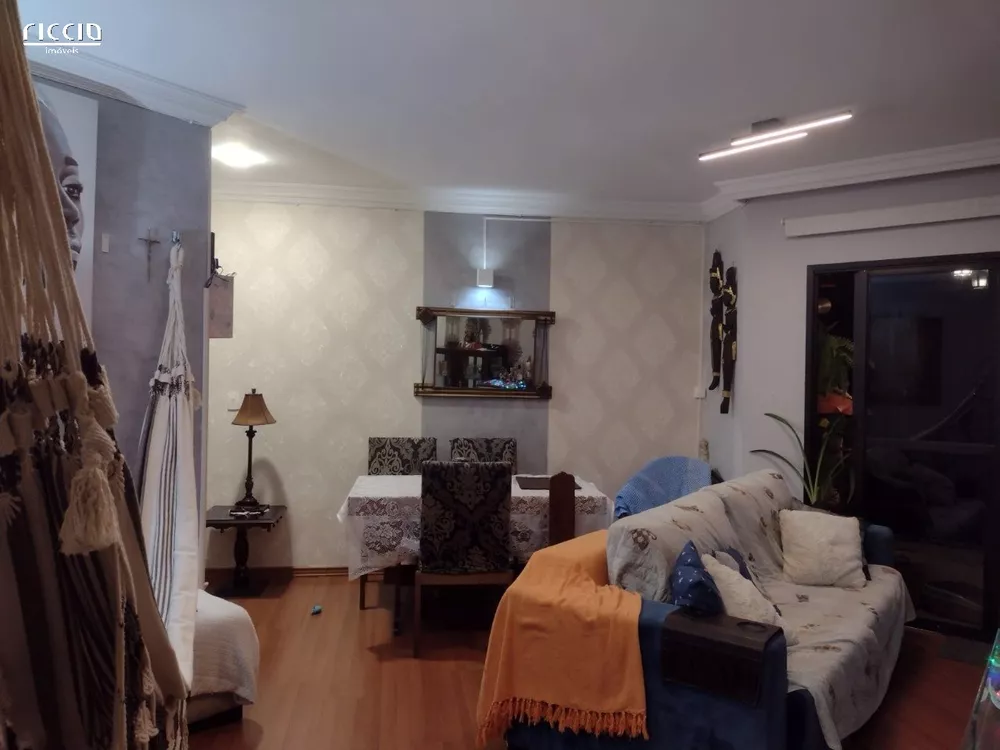 Apartamento à venda com 3 quartos, 90m² - Foto 2