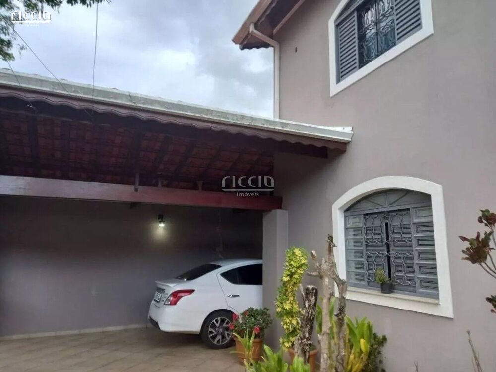 Casa à venda com 2 quartos, 180m² - Foto 18