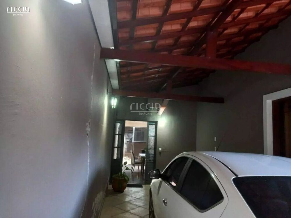 Casa à venda com 2 quartos, 180m² - Foto 5