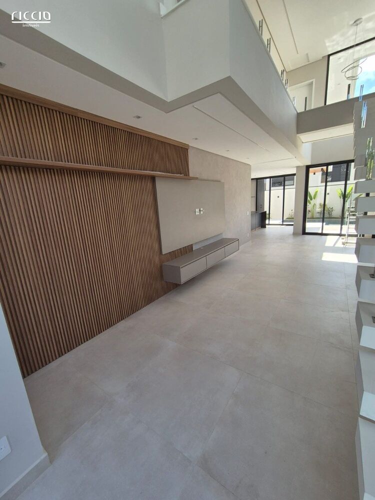 Casa de Condomínio à venda com 4 quartos, 243m² - Foto 9