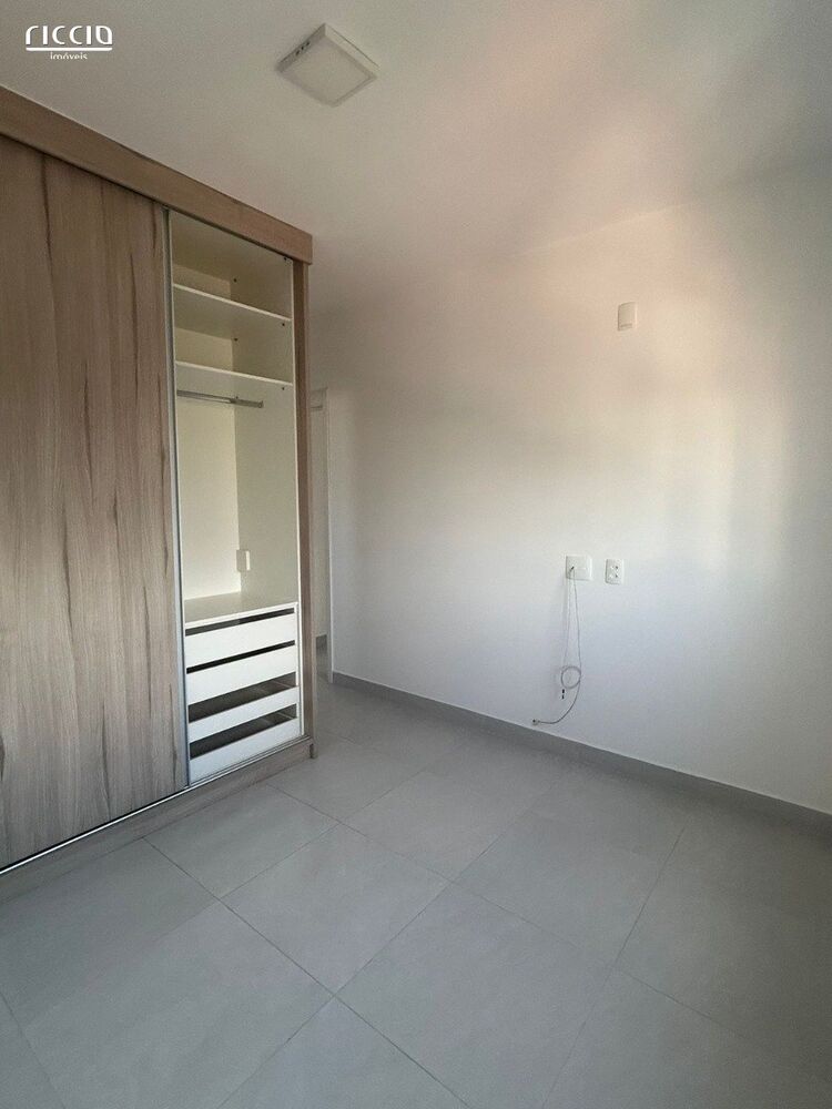 Apartamento à venda com 2 quartos, 61m² - Foto 11