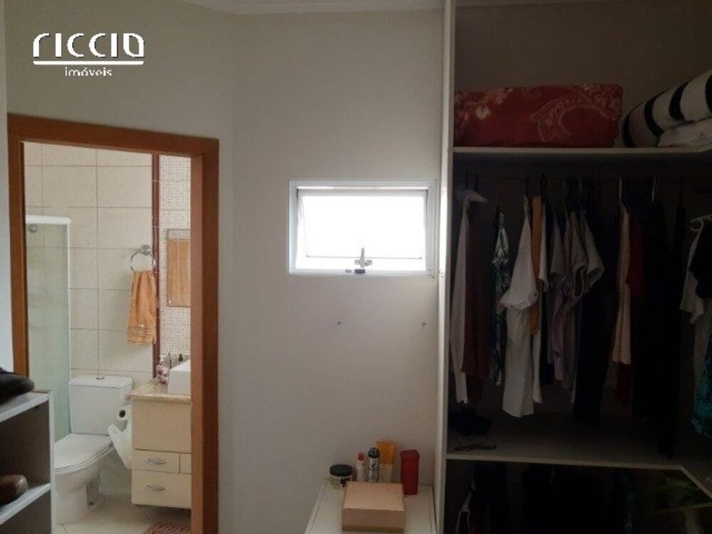 Casa à venda com 3 quartos, 170m² - Foto 4