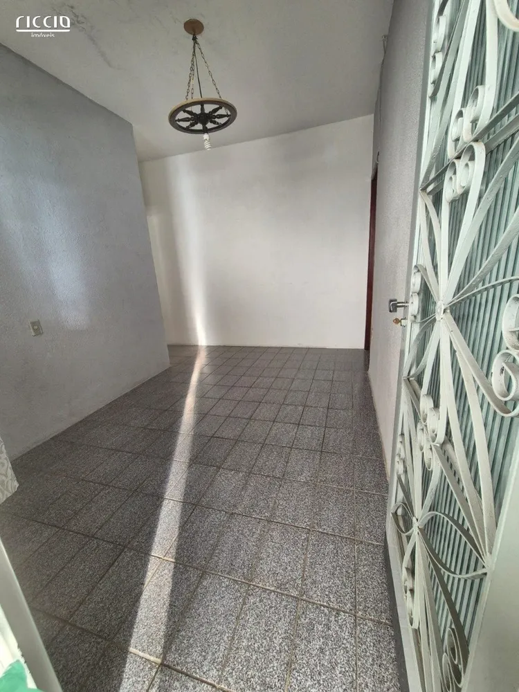 Casa, 3 quartos, 199 m² - Foto 4