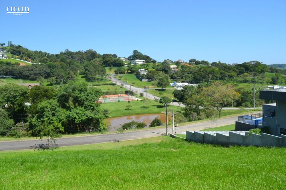 Terreno à venda, 1050m² - Foto 1