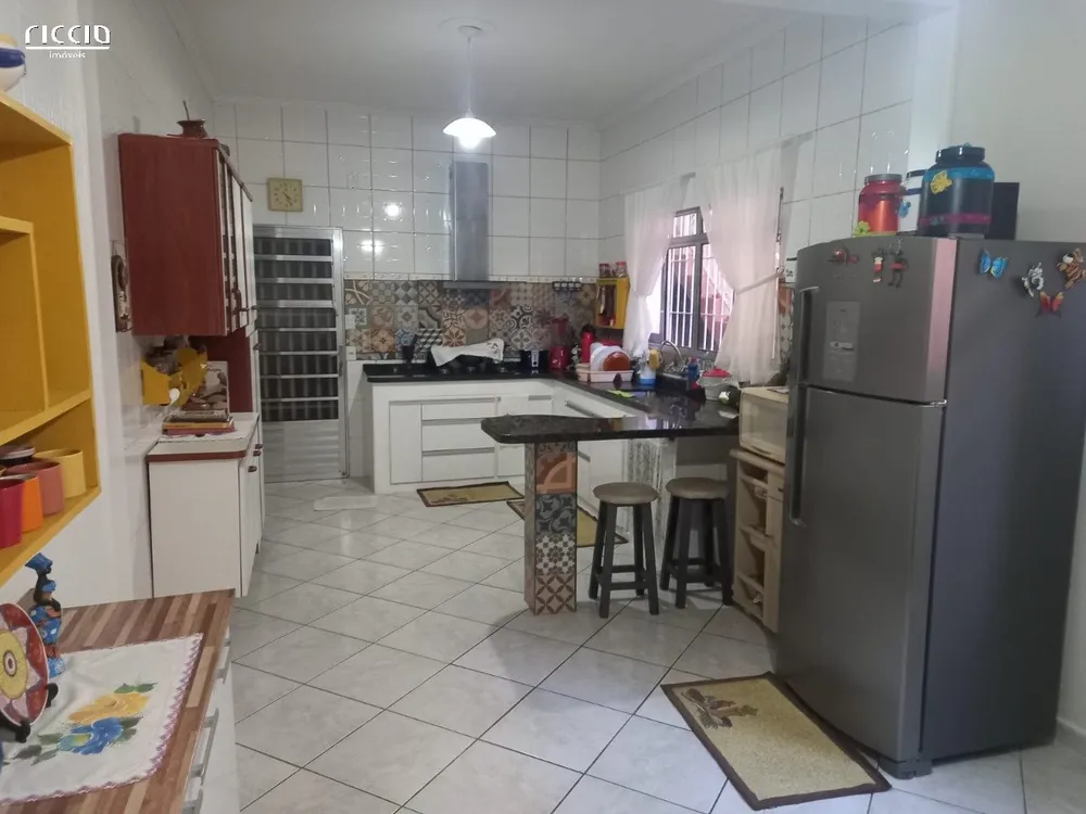 Casa, 3 quartos, 192 m² - Foto 4